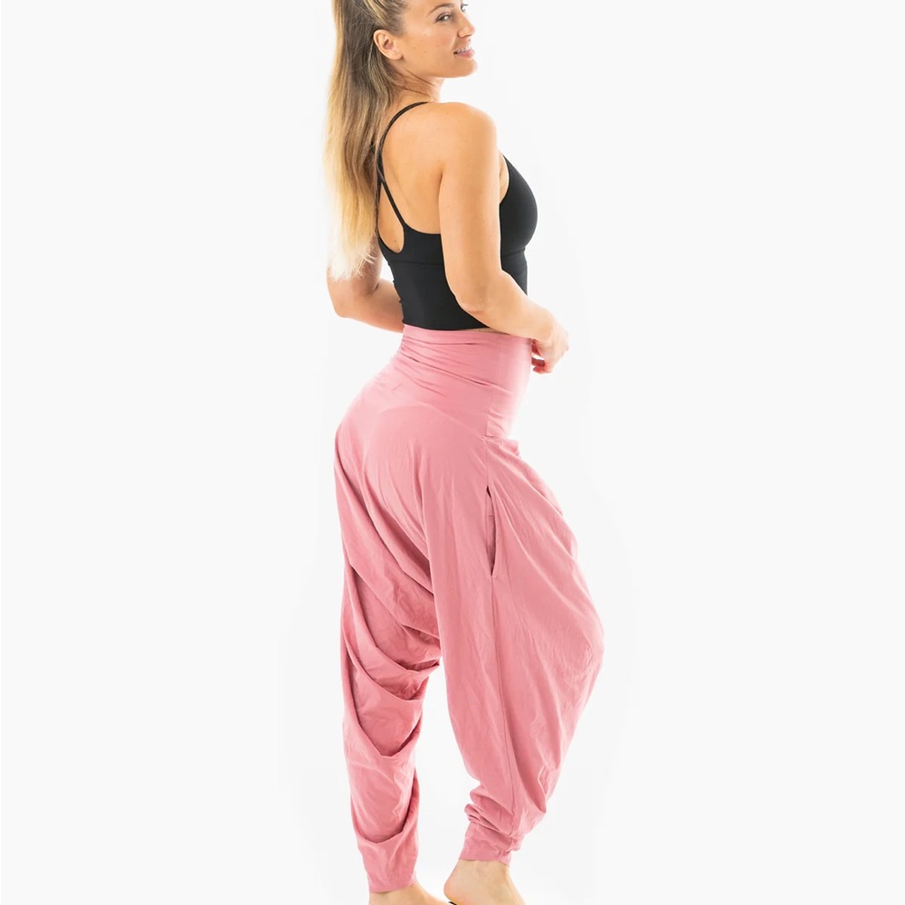 San Fran Harem Buddha Pants. Coral color, small